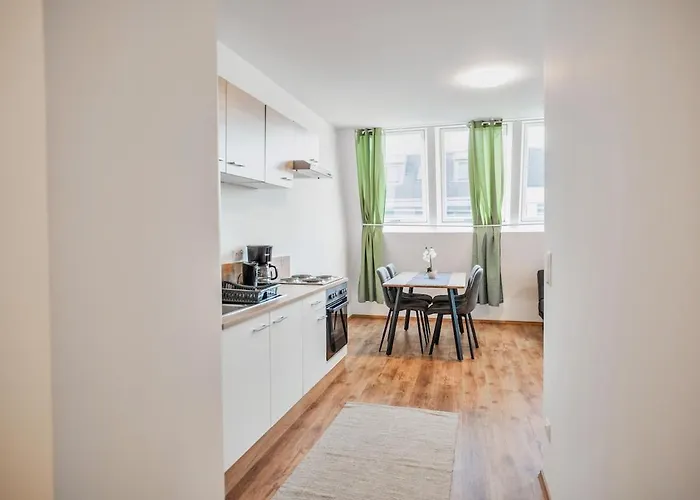 דירה At Westbahnhof I Close To Shopping Street & Metro *